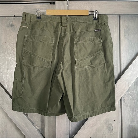 Columbia Men’s Olive Green Cargo Short Size 38 L 9‎ 100% cotton Omni-shield - Picture 5 of 9